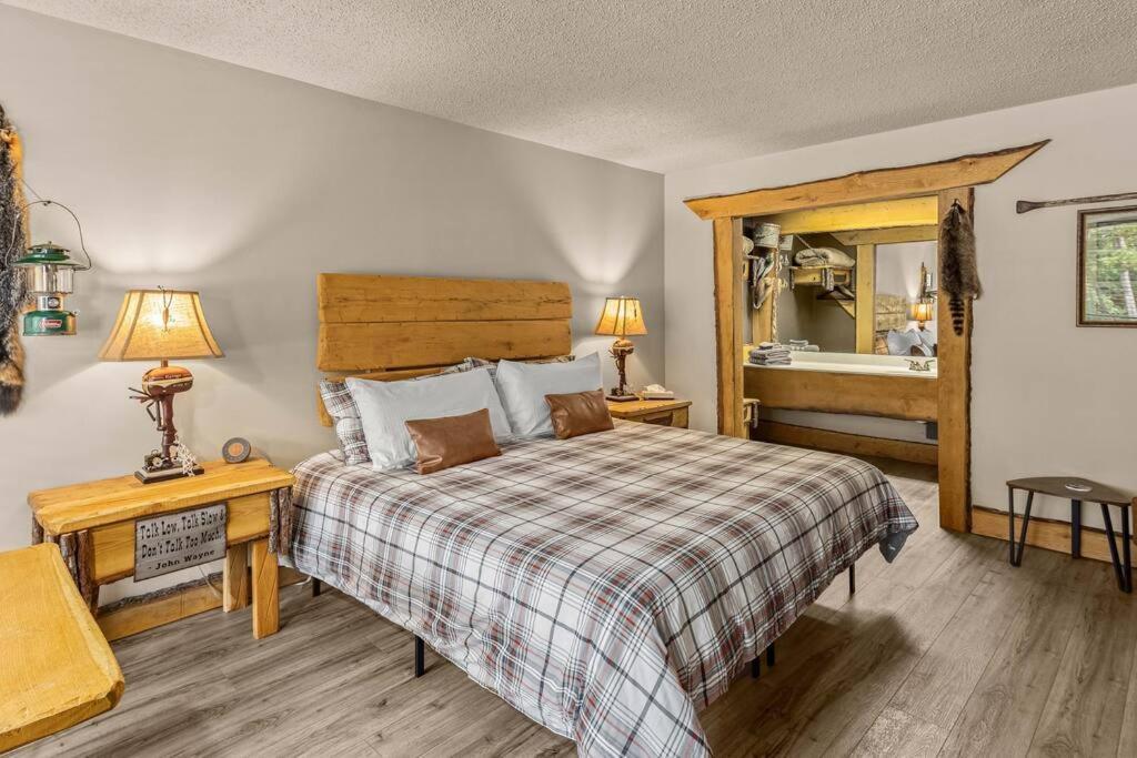 Stonegate Lodge Fire Pit 50In Tv Salt Water Pool Fast Wi-Fi Room #301 Eureka Springs Exterior photo